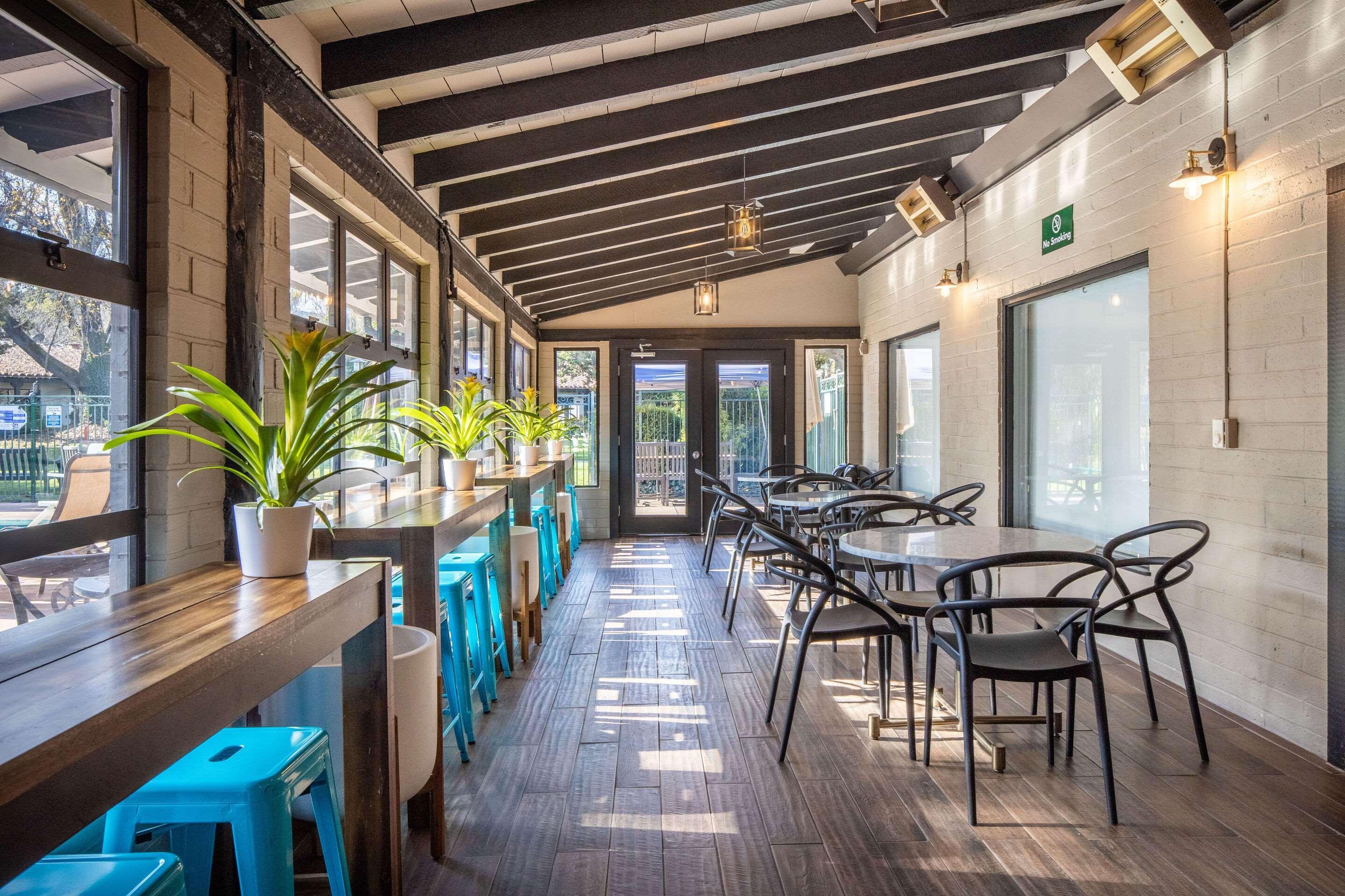 Inn Marin And Suites, Ascend Hotel Collection ナヴァト エクステリア 写真