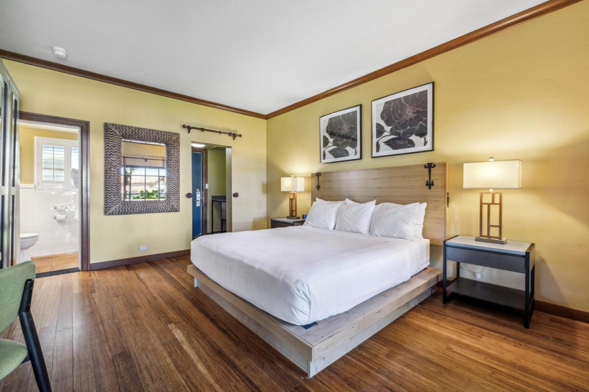 Inn Marin And Suites, Ascend Hotel Collection ナヴァト エクステリア 写真
